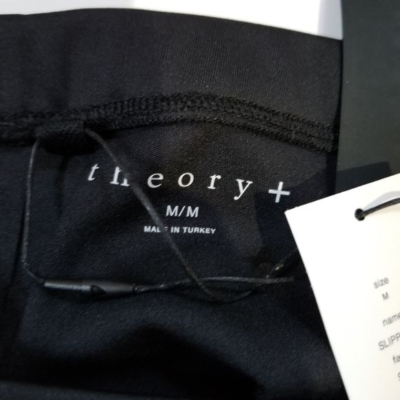 THEORY Black Biker Shorts Medium - Picture 12 of 13